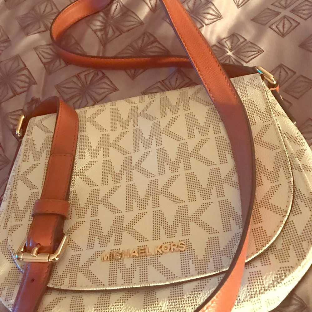 Like new Michael kors handbag
